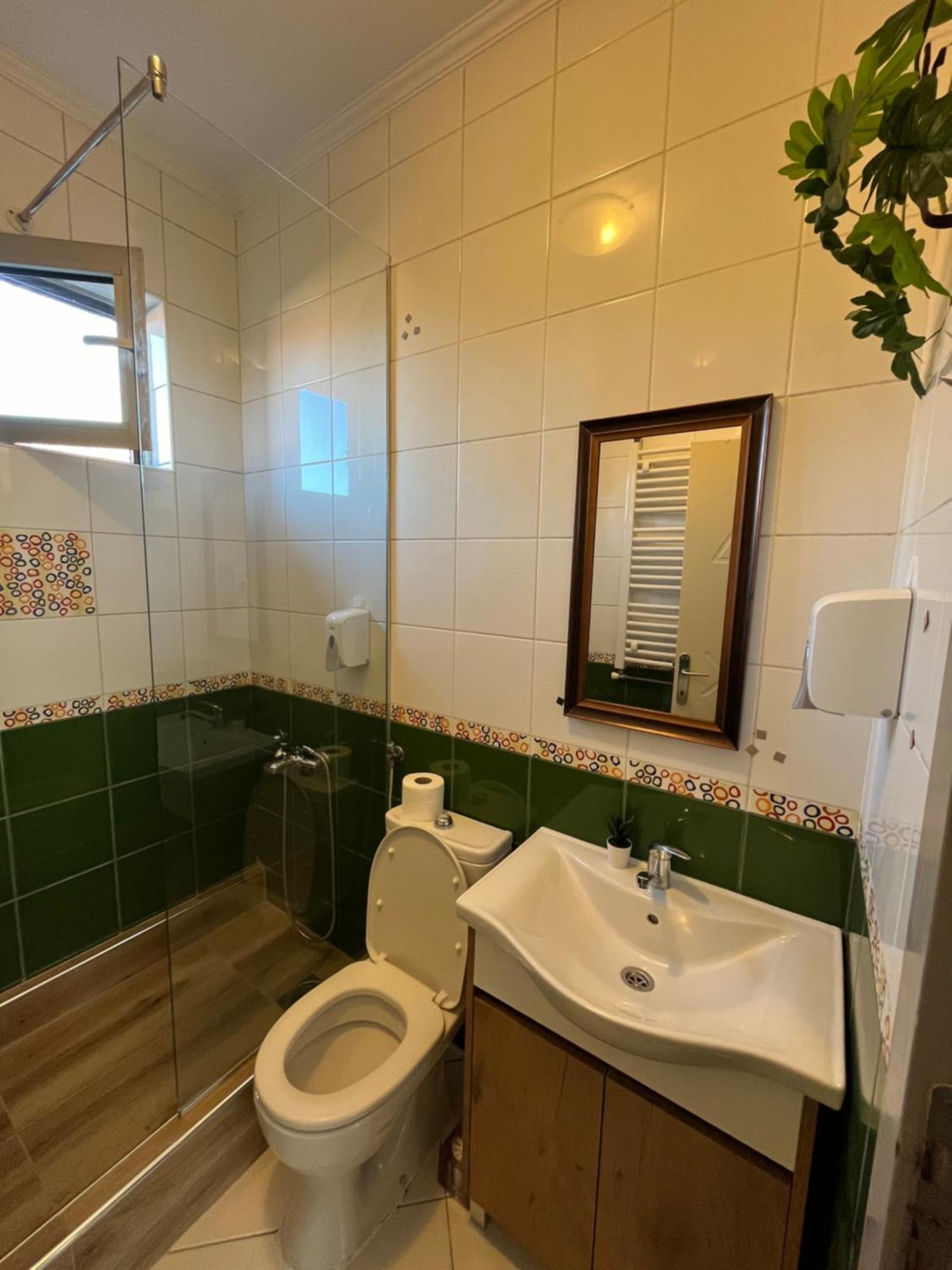Airport Sky Apartments Lux II Βελιγράδι Εξωτερικό φωτογραφία