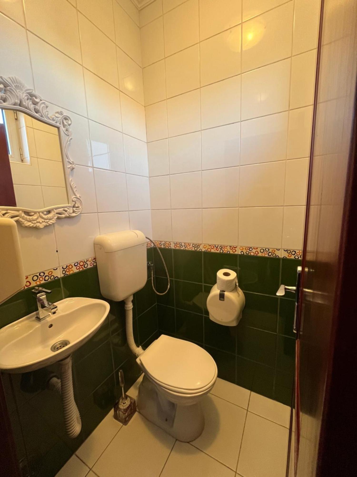Airport Sky Apartments Lux II Βελιγράδι Δωμάτιο φωτογραφία